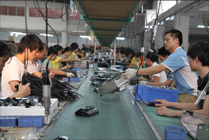 Gril à <span class=keywords><strong>raclette</strong></span> électrique 3 en 1 avec 12 casseroles en acier de style moderne pour les fêtes et les barbecues domestiques - Product Image 4