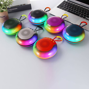 Di động ngoài trời đầy màu sắc mini stereo không dây âm nhạc hộp RGB LED ánh sáng nổi <span class=keywords><strong>Bluetooth</strong></span> loa - Product Image 2