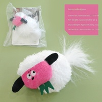 Jouet pour chat en peluche en forme de mouton fraise avec herbe à chat et clochette pour jeu interactif et soulagement de l'ennui pour chats (vente en gros)