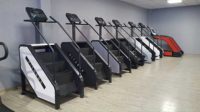 Appareil de marche sur les marches à écran tactile LCD pour usage commercial, Stair Master, Stepmill, Stairmill, Stepper Climber