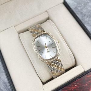 Women's diamond-encrusted quartz <b>watch</b> popular style. - Product Image 6