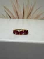 Bague Éternité Unisexe en Or Jaune 10K avec Rubis du Mozambique, Style Traditionnel et Délicat, Pierre Précieuse Naturelle