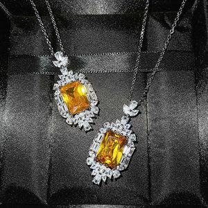 Collana con Ciondolo in Pietra Gialla per Donne, Gioiello Scintillante alla Moda per Uso Quotidiano, Idea Regalo - Product Image 3