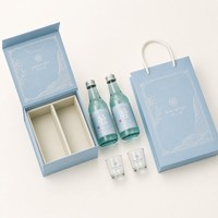Boîte cadeau personnalisée en matériaux recyclés avec fermeture magnétique, boîte rigide en papier pour deux bouteilles de soju, kit cadeau pour alcool, vente en gros