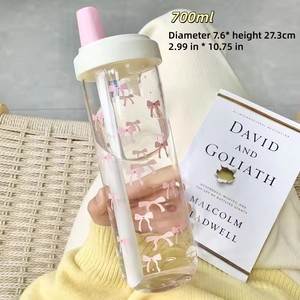 Botella de agua de paja con lazo rosa de gran capacidad de 700ML con tapa, taza de agua de plástico de grado alimenticio, tazas de té de leche para acampar al aire libre - Product Image 3