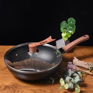 Padella Wok Antiaderente con Coperchio in Vetro per Fornelli Elettrici, a Induzione e a Gas - Product Image 5
