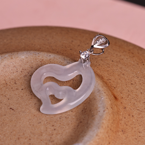 Pendentif double cœur en jadéite naturelle HKJA, pendentif en argent sterling 925, bijou d'amour, cadeau pour femmes - Product Image 1