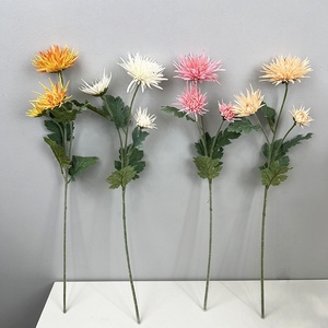 Fleurs artificielles haut de gamme en chrysanthème à 3 têtes, avec tiges floquées et griffes de crabe, effet toucher réel, pour la décoration intérieure et les mariages - Product Image 3