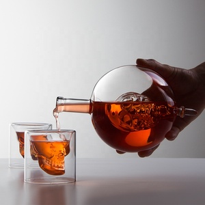 Bán Buôn Rượu Vang Sọ <span class=keywords><strong>Decanter</strong></span> <span class=keywords><strong>Set</strong></span> Với 2 Hộp Sọ Kính Uống Dispenser Cho Rượu Whiskey Rượu <span class=keywords><strong>Decanter</strong></span> - Product Image 3