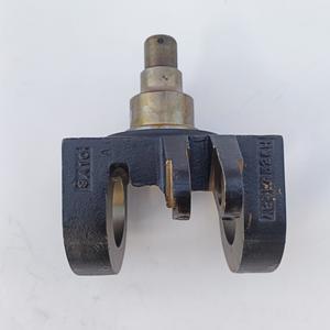 Doosan Daewoo <b>Steering</b> <b>Knuckle</b> 5000 Kg Cast Iron For D35S D40S 2 Forklift Parts - Product Image 5