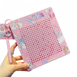 Tavola da disegno magnetica per bambini, Giocattolo educativo antistress per bambini, Portachiavi magnetico educativo per bambini - Product Image 1