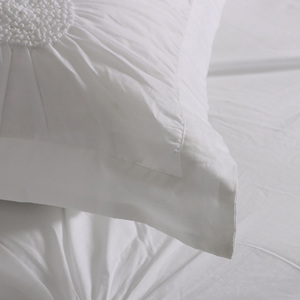Venta al por mayor de calidad del hotel sábanas planas tamaño king edredones bordados blancos cobertores Jacquard cómodo juego de cama para la tienda - Product Image 3
