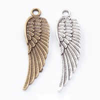Breloque Aile d'Ange Plumeuse en Alliage de Zinc Texturé pour Conception de Bracelet Commémoratif