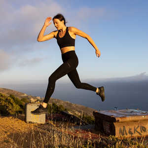 <span class=keywords><strong>Soutien</strong></span>-<span class=keywords><strong>gorge</strong></span> de sport simple en laine mérinos pour femme pour la gym, le yoga et la course à pied. - Product Image 5