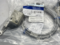 Nouveau interrupteur de fin de course en stock D4C-2442-B Haute qualité Garantie d'un an du vendeur