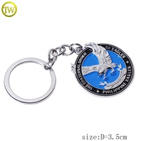 Logo porte-clés en métal animal de mode personnalisé d'usine, porte-clés en métal de voiture personnalisé