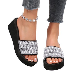 2026 New Summer Women Wedge Sandals Pearl Rhinestone Round Toe Fashion Casual Outdoor <b>Slippers</b> - Product Image 5