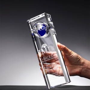 รางวัลความเป็นเลิศ ลูกแก้วคริสตัลทรงโลก ขัดเงาและสลักชื่อ สำหรับธุรกิจ - Product Image 5