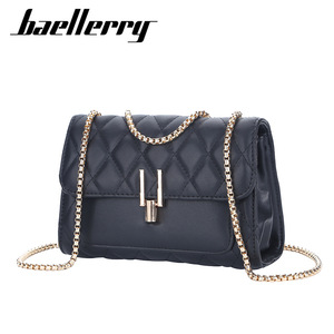 กระเป๋าสะพายข้างผู้หญิง Baellerry สีแดง กระเป๋าสะพายไหล่แบบโซ่ลายควิลท์ แฟชั่น ล็อคแบบเกี่ยว กระเป๋าทรงสี่เหลี่ยมเล็ก สำหรับใช้ในชีวิตประจำวัน - Product Image 5