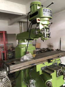 Fresadora vertical de metal manual barata Fresadora de torreta vertical 3HP - Product Image 2