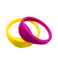Bracelet RFID en silicone étanche 125 KHz personnalisé, programmable, pour paiement sans argent liquide, vente en gros, directement de l'usine OEM