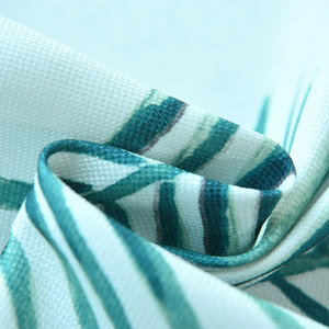 Tissu de rideau imprimé 100% polyester, filtrant la lumière à 40%-70%, motif feuille de Monstera pour salon - Product Image 6