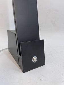Lámpara de Escritorio Portátil Minimalista de Hierro con Interruptor Táctil de Cuello de Ganso, Certificación ETL, LED, USB, Toma de Corriente AC/USB, Luz Cálida de 3000K, 3 Años de Garantía - Product Image 5