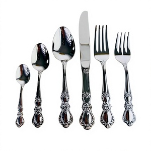 Ensemble de couverts en acier inoxydable 6 pièces, pack premium, design durable, finition miroir, pour fêtes - Product Image 1