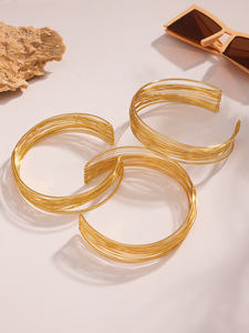 Ensemble de bijoux pour femme en acier inoxydable plaqué or véritable 18 carats, fait main, brossé, style western exagéré, comprenant collier ras-du-cou, bracelet et bague. - Product Image 6