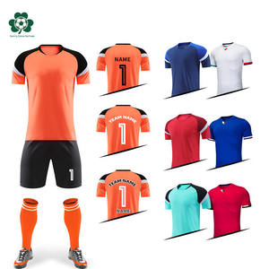 قمصان كرة قدم مطبوعة حسب الطلب عالية الجودة بالجملة، زي موحد للفريق مع أسماء وشعارات الفريق - Product Image 1