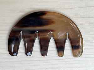 Herramienta ecológica para peinar el cabello hecha de cuerno de búfalo, artesanía natural, perfecta para un aseo suave y reducción de la rotura. - Product Image 2