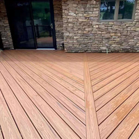 Dalles de terrasse en WPC résistantes à l'usure de qualité supérieure, revêtement de sol extérieur en co-extrusion pour balcon