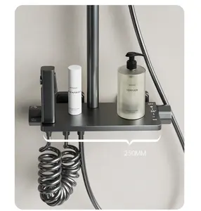 Modernes Badezimmer schwarz Wand flut thermostat ische Dusch massage Wasserhahn mit Flut system