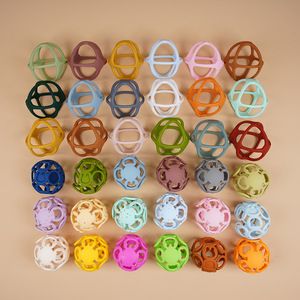 Fabricant OEM Jouets pour bébé en silicone Jouets <span class=keywords><strong>de</strong></span> <span class=keywords><strong>dentition</strong></span> Donut Jouet en caoutchouc Jouets <span class=keywords><strong>de</strong></span> <span class=keywords><strong>dentition</strong></span> à mâcher <span class=keywords><strong>Anneau</strong></span> <span class=keywords><strong>de</strong></span> <span class=keywords><strong>dentition</strong></span> en silicone pour bébé - Product Image 2