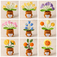 Plantes en pot tricotées à la main, fleurs réalistes en tricot, ornements de table pour la maison, jouet en peluche exquis, énergie positive.