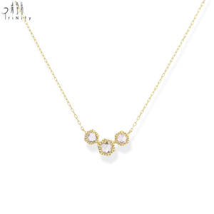 Collier pendentif losange en or jaune massif 18 carats avec diamant naturel taille rose, design antique de haute qualité, pour femme, idéal comme cadeau - Product Image 1