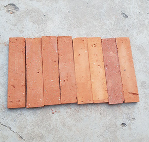 Taman Dekoratif Luar Ruangan Kualitas Tinggi Digunakan Tanah Liat Pelapis Merah Buatan Tangan Ubin Dinding Dinding Slip Rumah Batu Bata Padat - Product Image 4