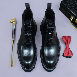 Botas de negocios de cuero británico para hombre, estilo marten de media pantorrilla, zapatos de cuero de caña alta, suela gruesa, con aumento de altura, ligeras - Product Image 6