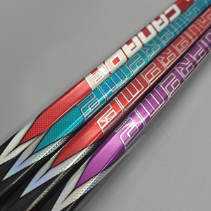 Nouveauté 2026 : Bâtons de hockey sur glace en fibre de carbone de haute qualité, modèles P28/P92, pour tous les âges, stock important, livraison rapide, divers modèles disponibles - Product Image 6