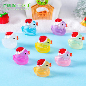 Buena calidad Chunjun paisaje lindo que brilla en la oscuridad Santa sombrero <span class=keywords><strong>patitos</strong></span> jardinería bola de cristal paisajismo ornamento accesorios tableta - Product Image 3