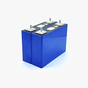 Yepyeni Ternary <span class=keywords><strong>3</strong></span>.7V90AH büyük kapasiteli tek lityum pil güç pil üç tekerlekli bisiklet elektrikli araç güç büyük kapasiteli. - Product Image 4