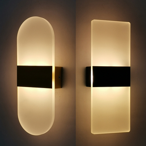 Lampe murale d'intérieur en acrylique 6W à coins arrondis, luminaire décoratif d'ambiance romantique, lampe de chevet - Product Image 1