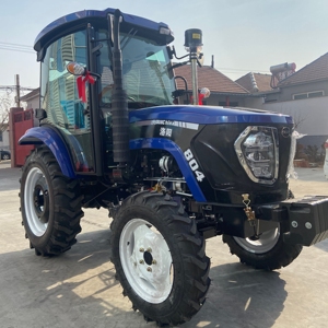 Tracteur à roues 4x4 bleu, moteur diesel, transmission par engrenages, haute productivité, équipement agricole, démarrage électrique - Product Image 2