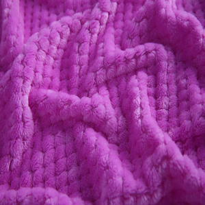 Bán buôn tùy chỉnh 100% polyester siêu mềm Jacquard flannel vải đồng bằng nhuộm để sử dụng như chăn - Product Image 4