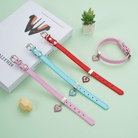 Collier pour chien et chat en cuir PU en forme de cœur, réglable et à dégagement rapide, pour petits animaux, fabrication sur mesure, faible MOQ