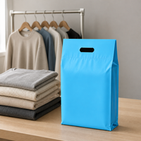 Sacs d'expédition à poignée pour colis, disponibles en six couleurs, avec soufflet latéral et largeur inférieure, pour l'e-commerce, support des commandes en gros