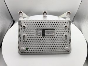 เราเตอร์ไร้สายมือสอง Tenda F3 300Mbps สำหรับใช้ในบ้าน 2.4GHz 3 เสาอากาศ รุ่นภาษาอังกฤษ - Product Image 3