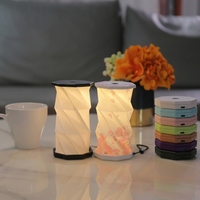 Mini lampe en papier pliante lampe de livre de Table petites lumières de Camping rechargeables cadeau d'entreprise Promotion décoration Souvenir articles cadeaux