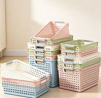 Panier de rangement en plastique ajouré multicolore, empilable et ventilé, pour placard, cuisine, salle de bain et articles ménagers divers