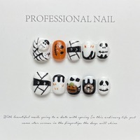 Ensemble de faux ongles courts faits main, style citrouille d'Halloween, à thème fantôme mignon et original, motif dessin animé
